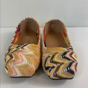 Brand New Size 6 Women’s Multi Flats